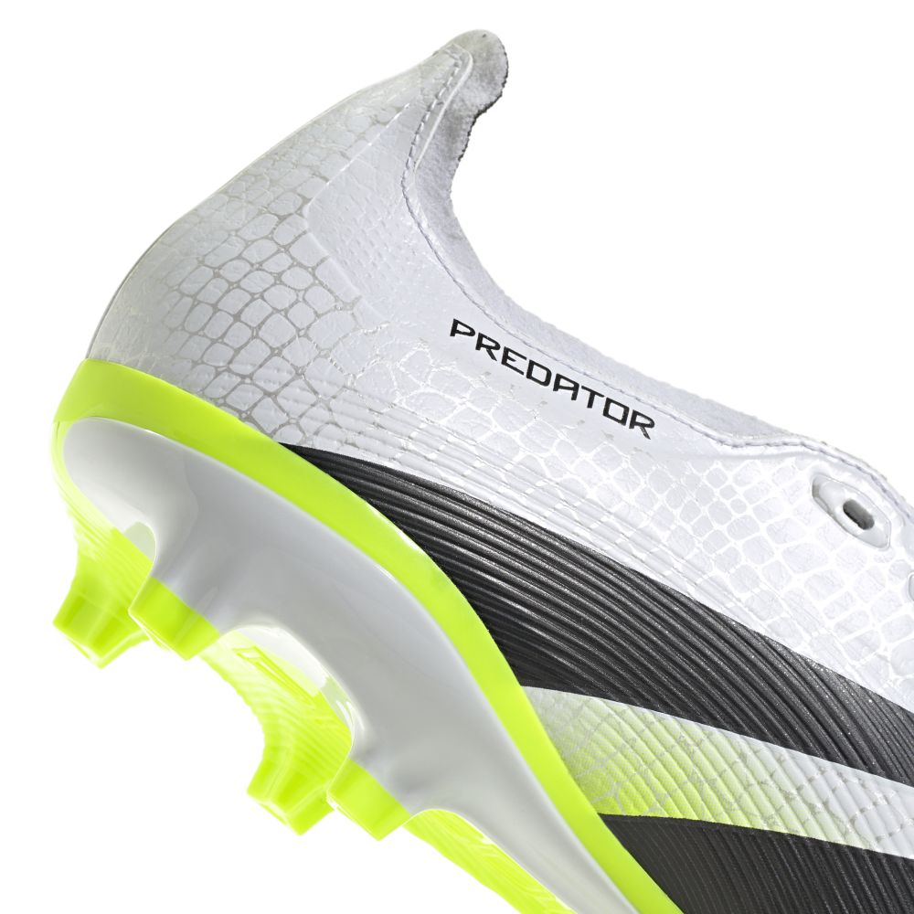 Guayos Predator League con lengüeta plegable