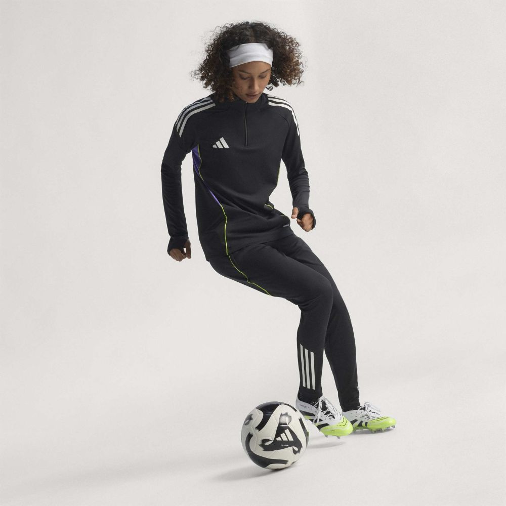 Guayos Predator Elite para terreno firme